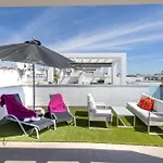 Oasis Vii Thaini With Roofterrace トレビエハ