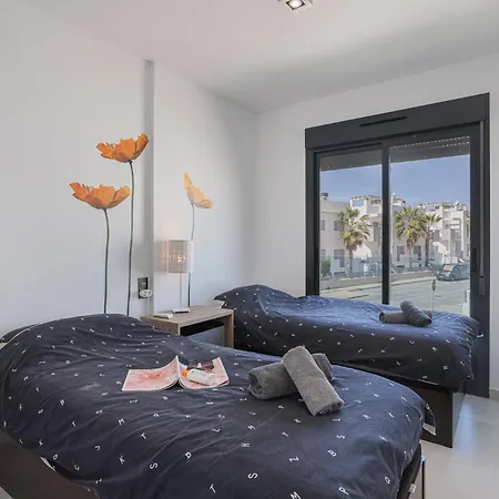 Apartament Oasis Vii Thaini With Roofterrace Torrevieja