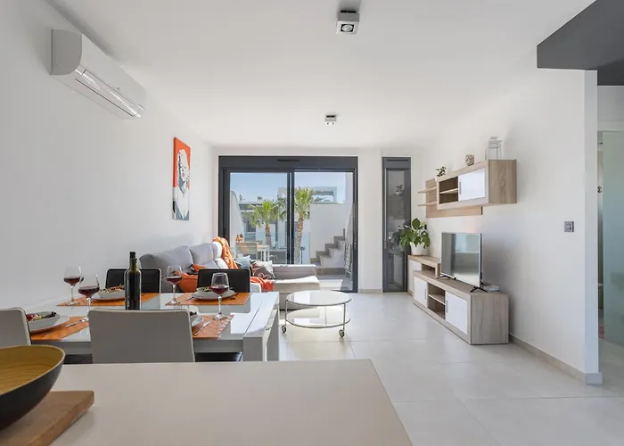 Apartmán Oasis Vii Thaini With Roofterrace Torrevieja