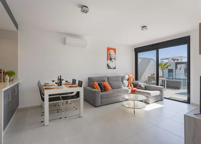 Oasis Vii Thaini With Roofterrace