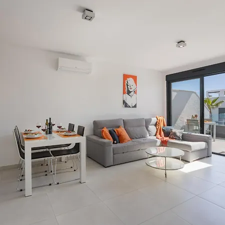 Oasis Vii Thaini With Roofterrace